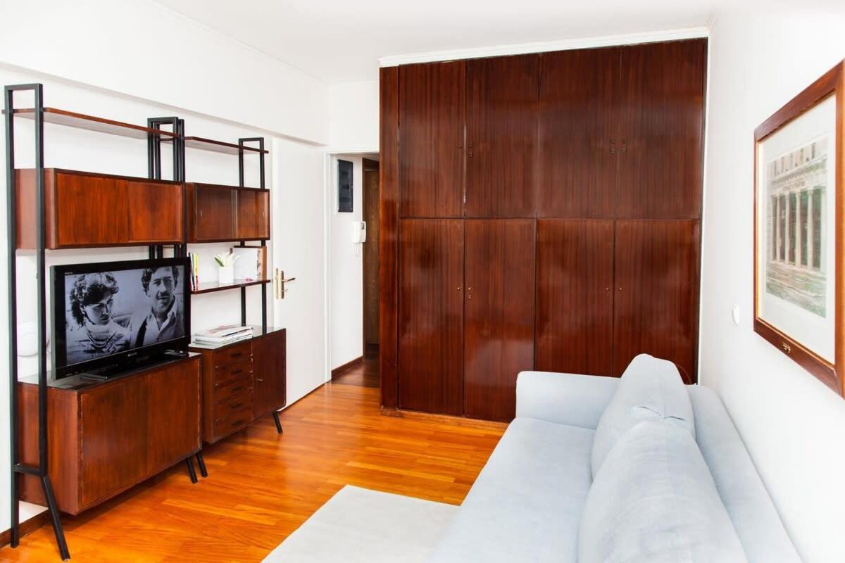 Delux With Amazing Balcony * Athens