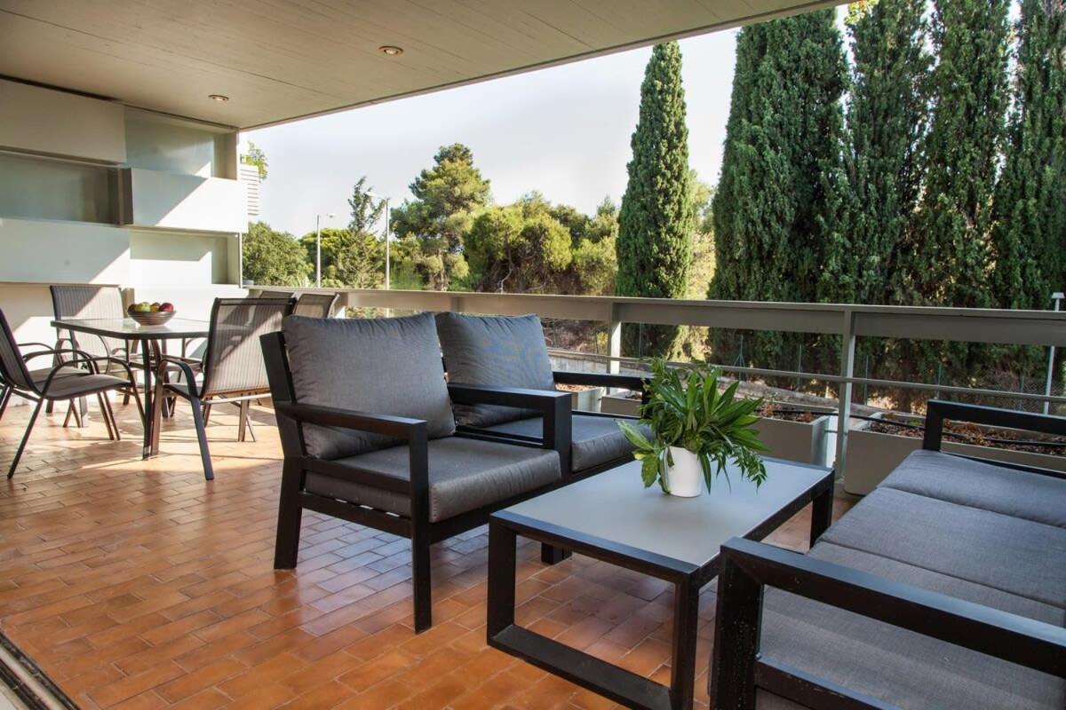 Delux With Amazing Balcony Apartment *